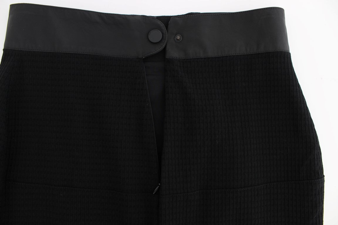 Elegant Black Pencil Skirt - Perfect for Chic Styling