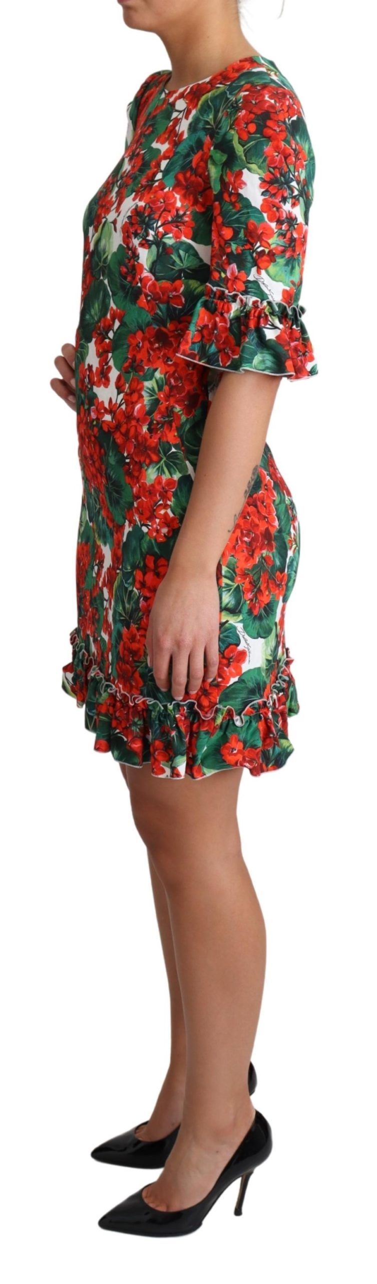 Elegant Floral Ruffle Dress with Stretch Lining