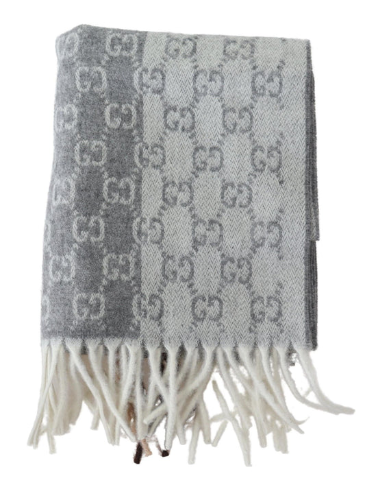 Elegant Cashmere-Wool Blend Designer Scarf