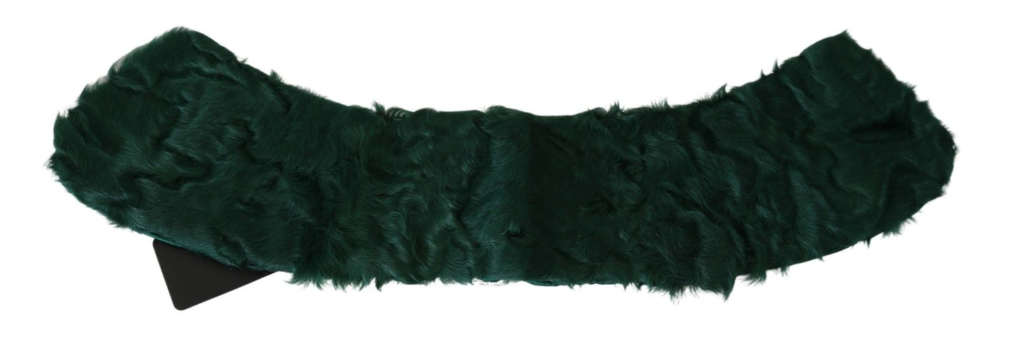 Elegant Lambskin Fur Scarf in Lush Green