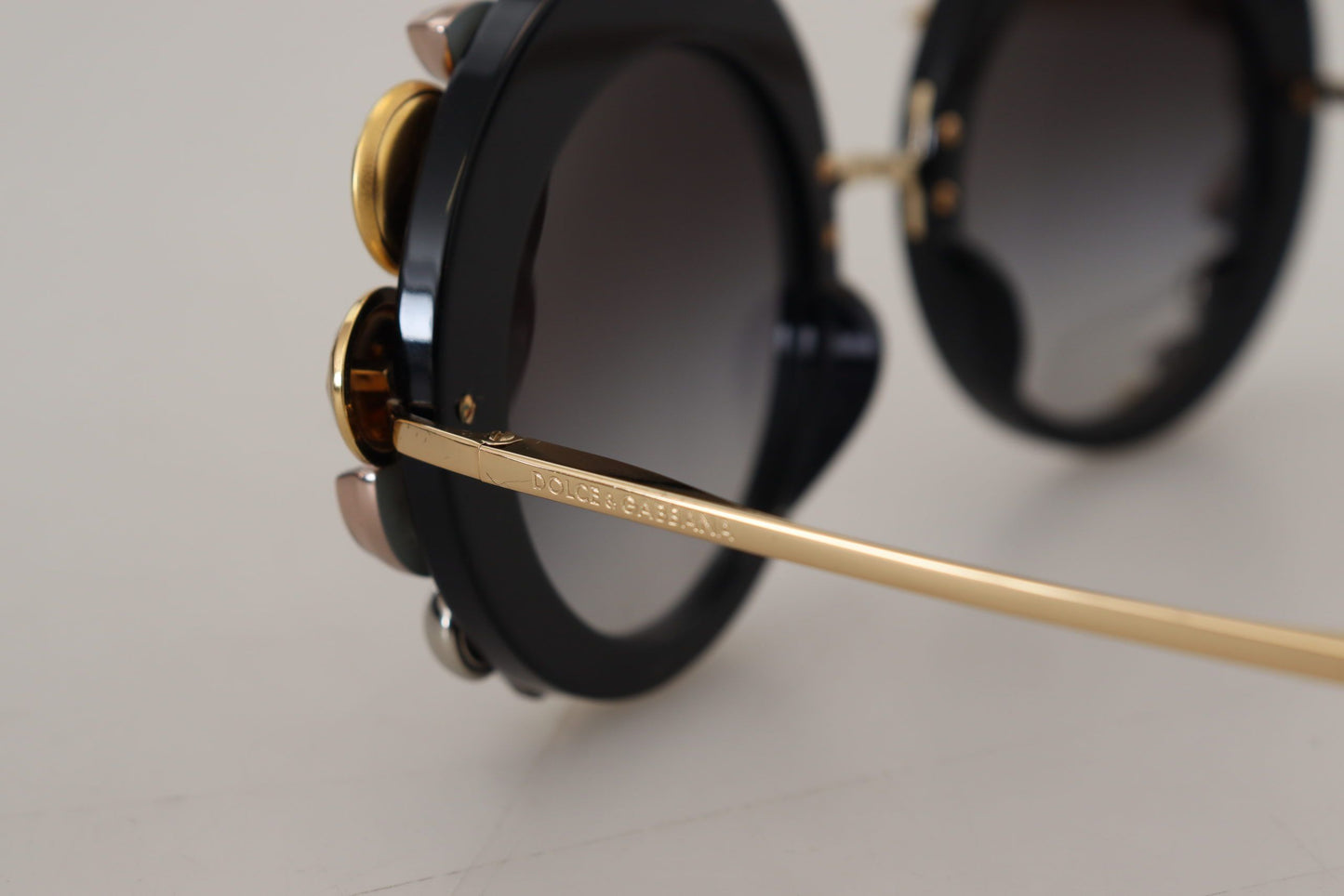 Elegant Round Embellished Sunglasses