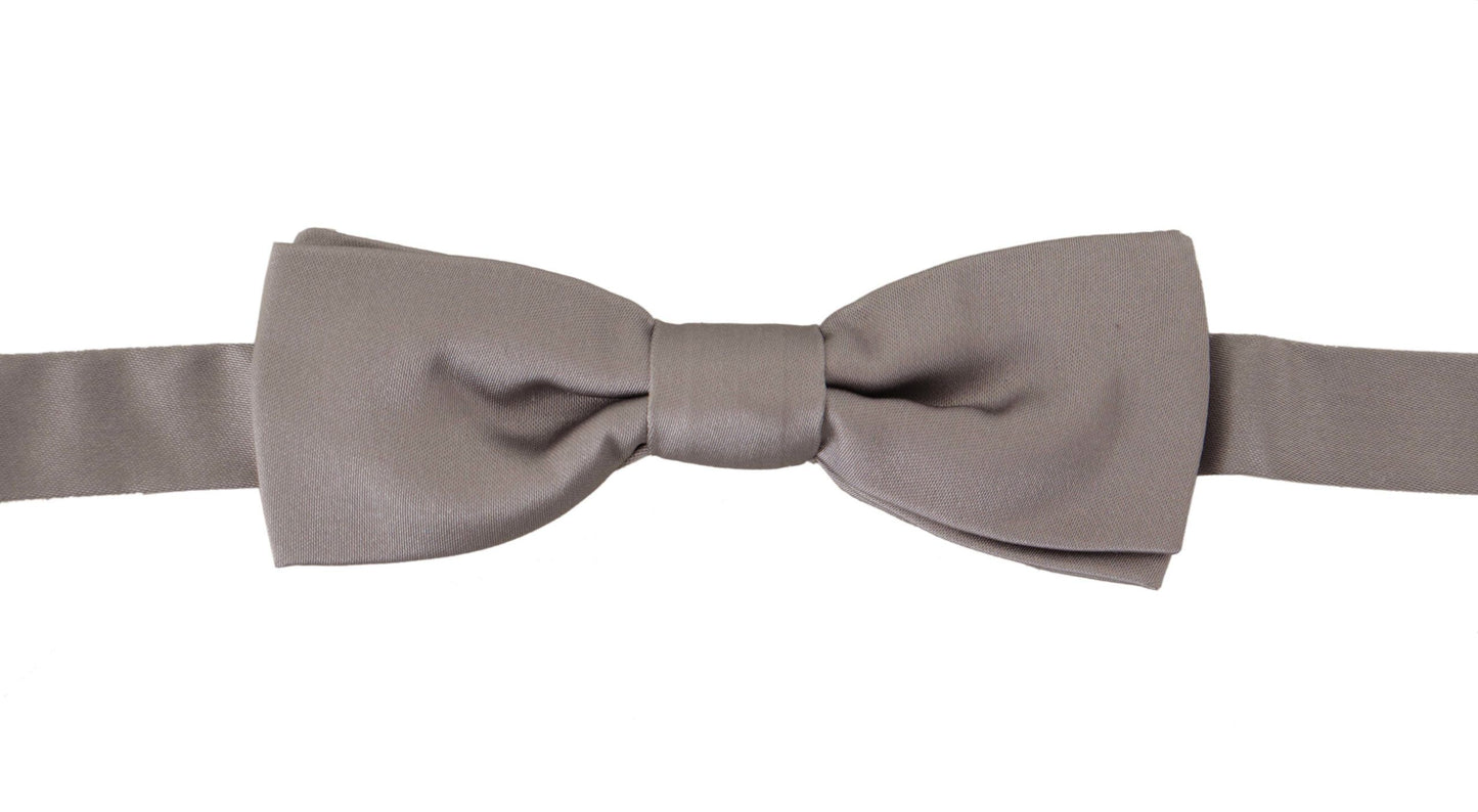 Elegant Silver Silk Bow Tie for Sophisticated Evening