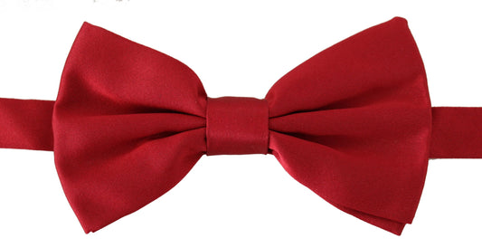 Elegant Red Silk Bow Tie for Distinguished Gentlemen