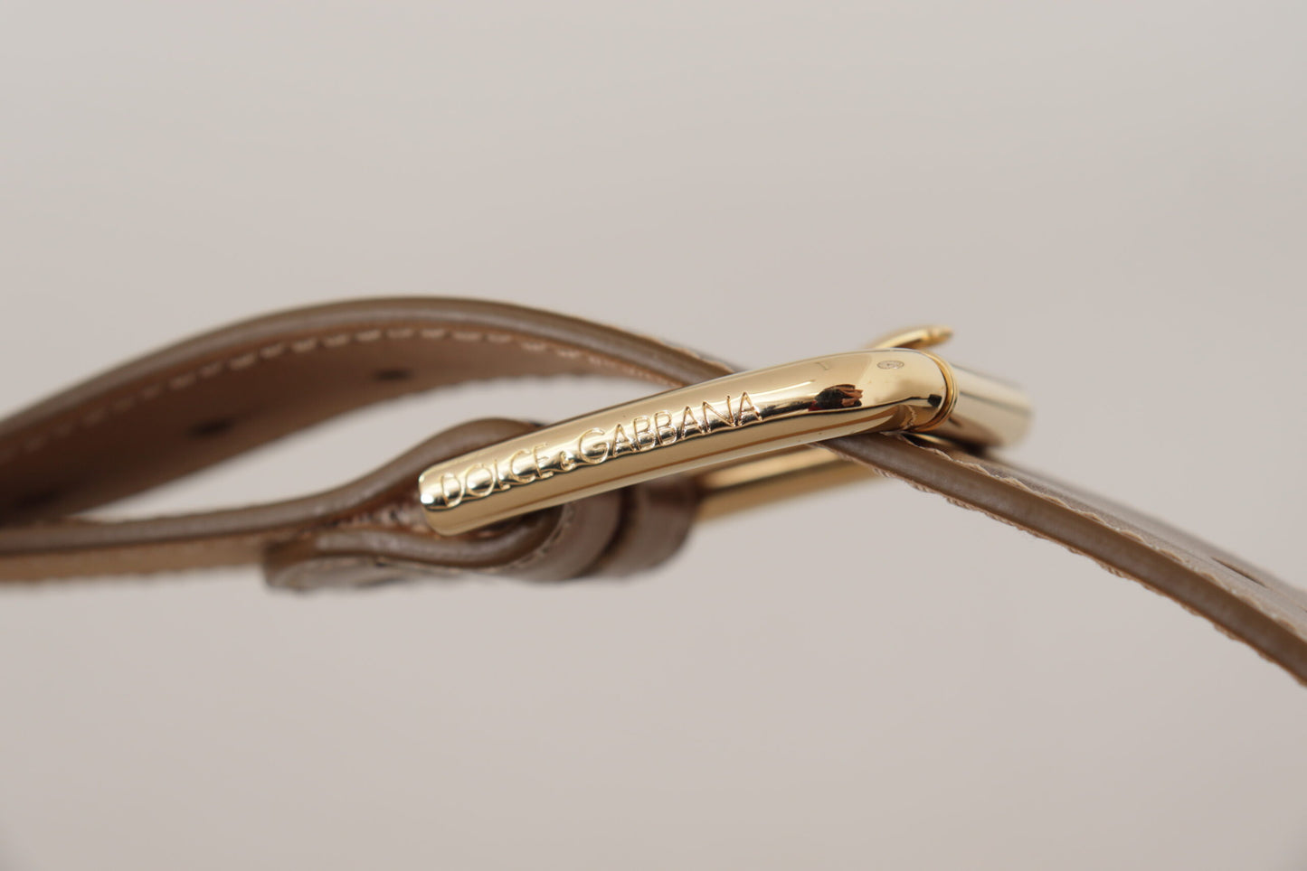 Elegant Bronze Leather Belt with Logo Buckle