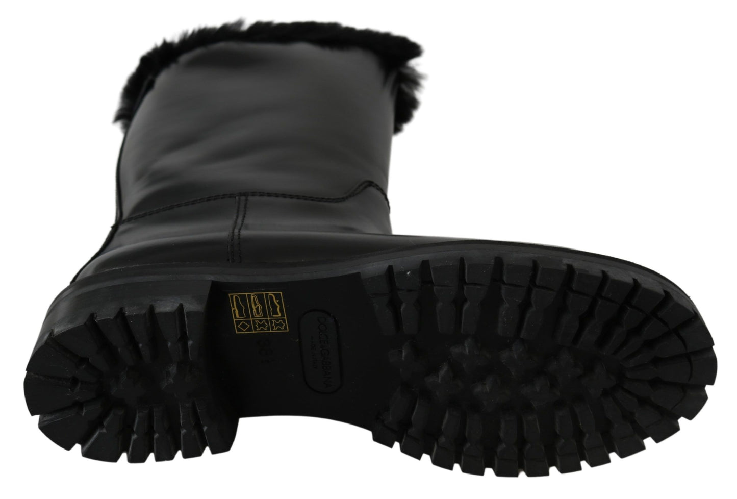 Elegant Black Leather Flat Boots