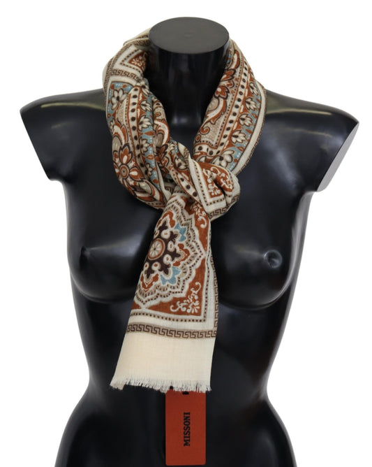 Chic Wool Scarf with Baroque Elegance