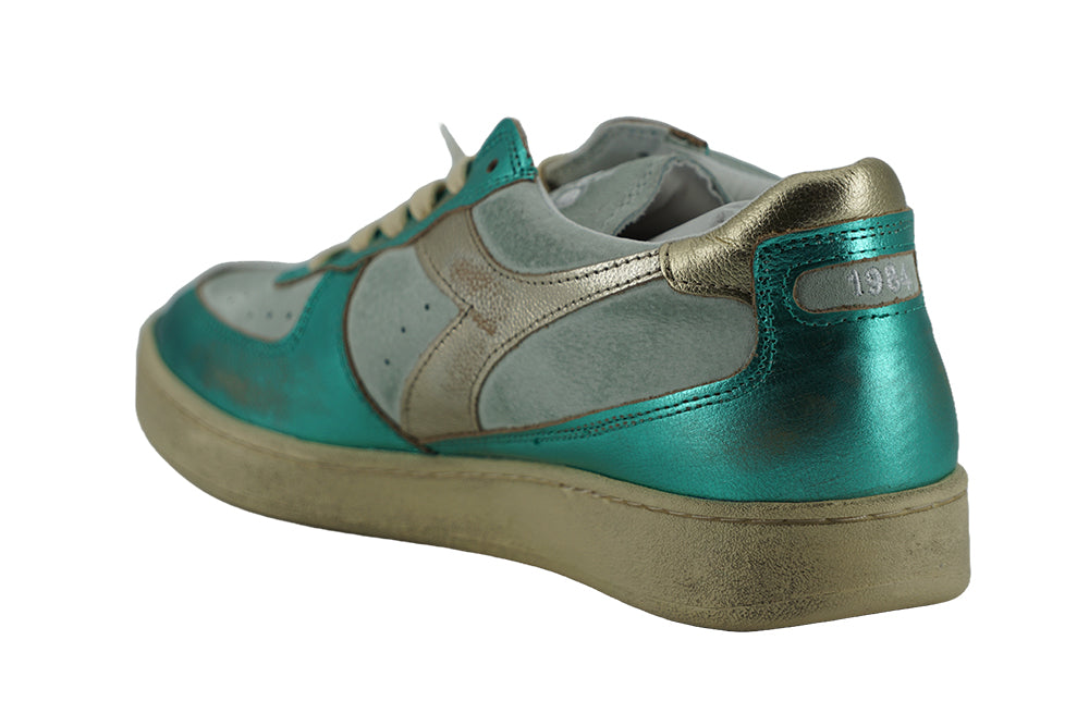 Elegant Sea Blue Retro Leather Sneakers