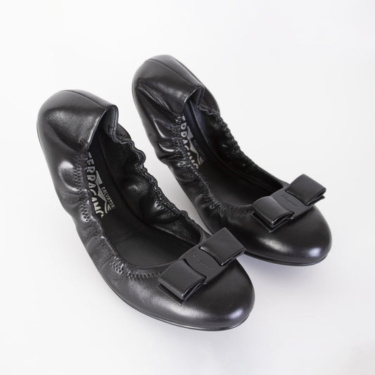 Elegant Black Leather Ballerina Flats