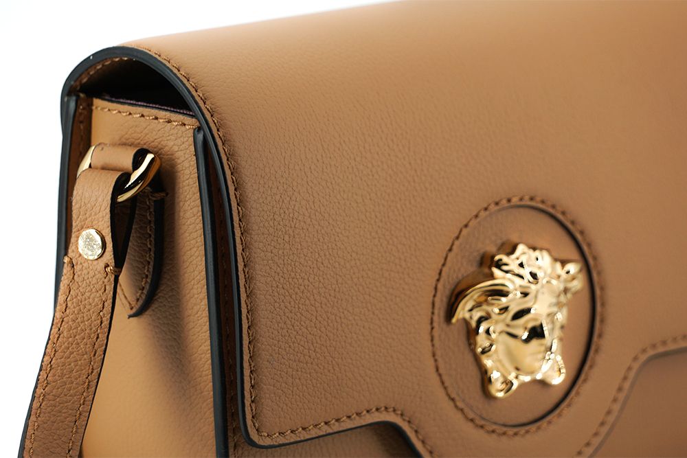 Elegant Calf Leather Shoulder Bag in Brown