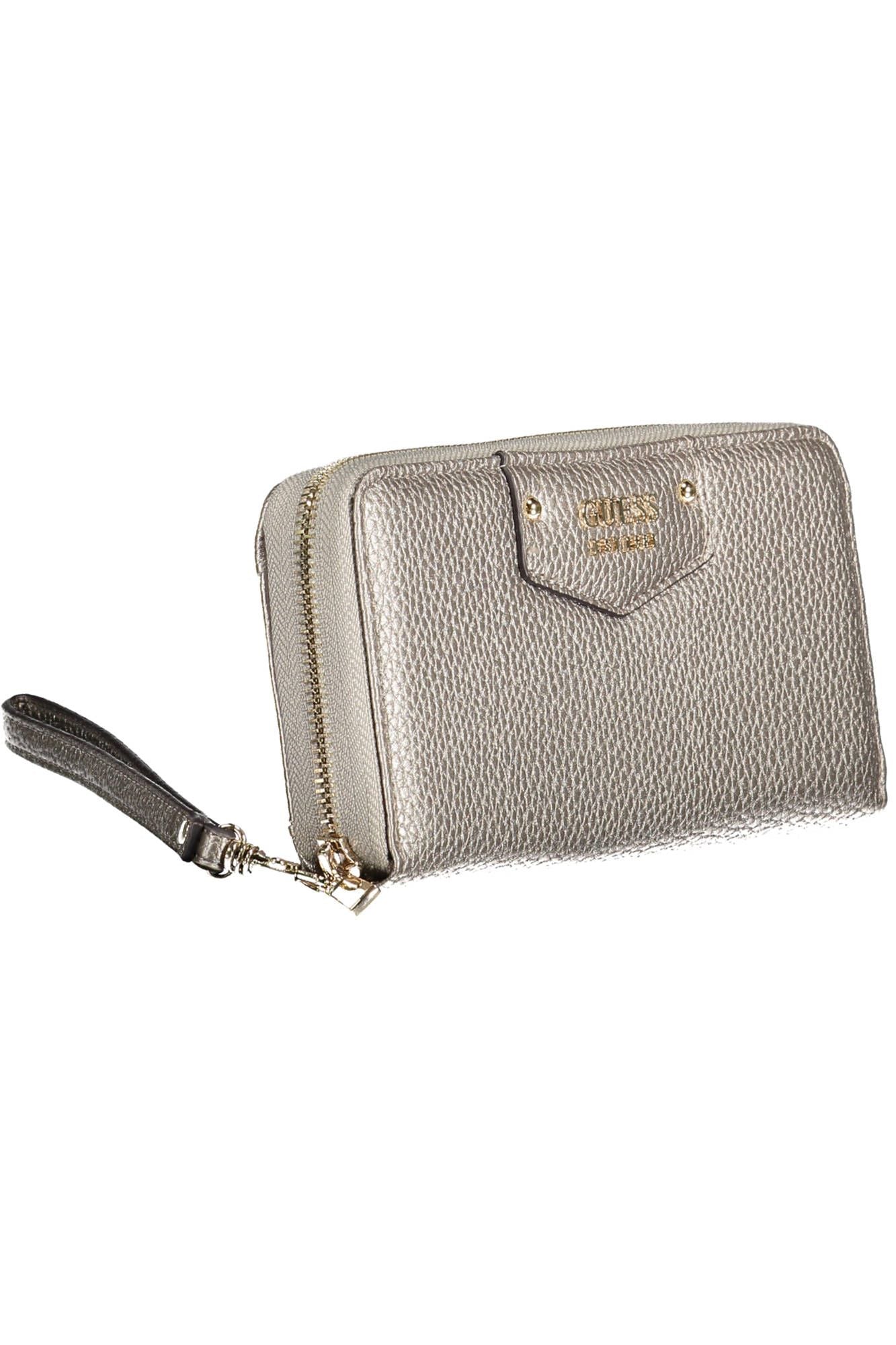 Chic Silver Wallet with Sleek Contrasting Details