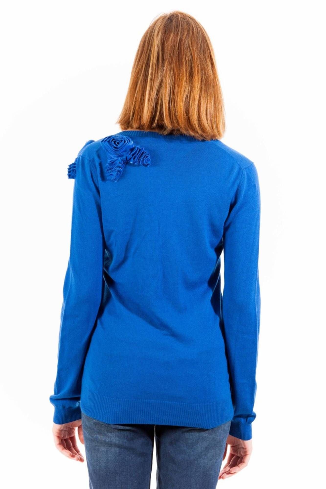 Embroidered V-Neck Long Sleeve Sweater