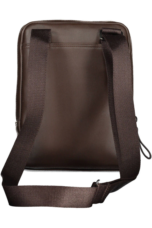 Elegant Brown Leather Shoulder Bag with Contrasting Details