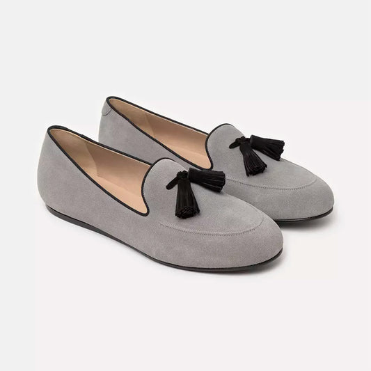 Gray Leather Flat Shoe