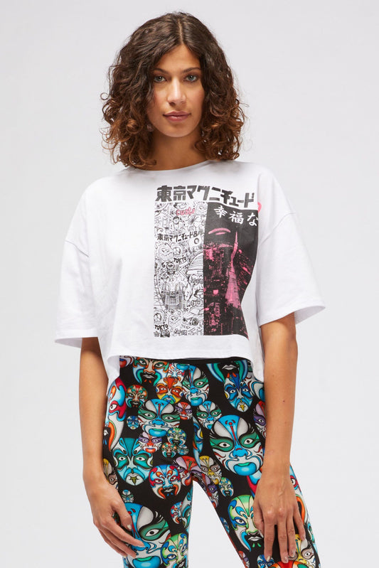 Chic Croptop Tee with Exclusive Print