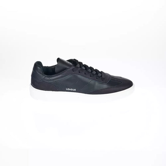 Sleek Black Leather Sneakers with Contrast Sole