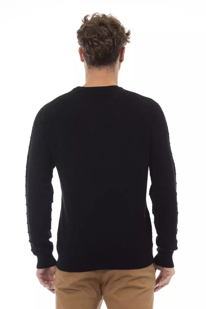 Elegant Crewneck Sweater in Black