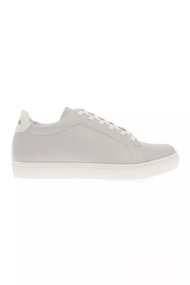 Elegant Gray Leather Sneakers with Contrasting Logo