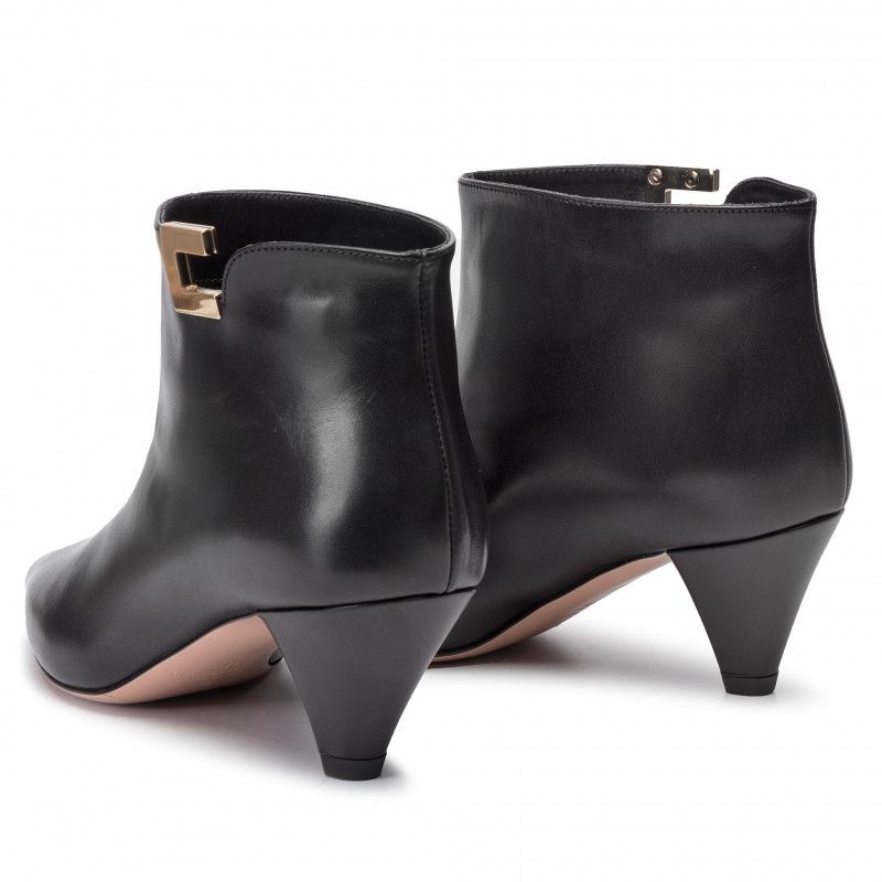 Chic Pointed Ankle Boots with Metallic Emblem