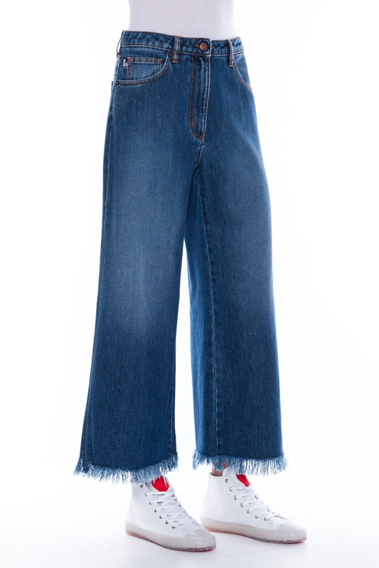 Chic Baggy Blue Jeans with Frayed Hem