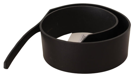 Chic Leather Fashion Belt with Silver-Tone Buckle