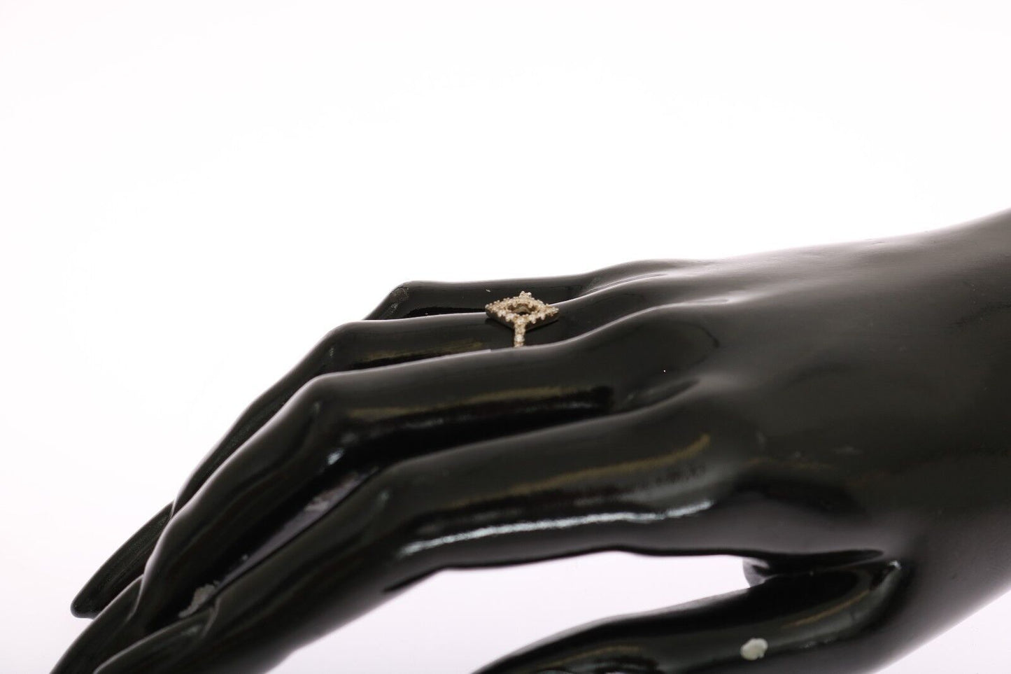 Elegant Silver CZ Crystal Studded Ring