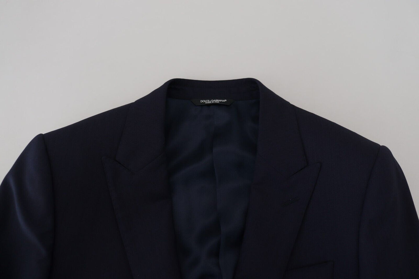 Elegant Black Wool-Silk Slim Fit Suit