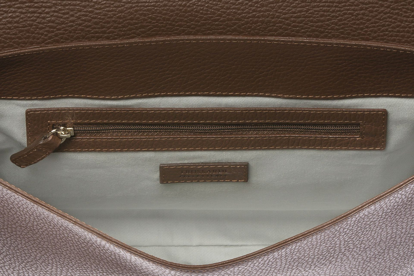 Elegant Embossed Leather Crossbody Bag