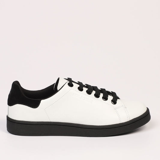 Elegant White Tennis Trainers with Lace Closure