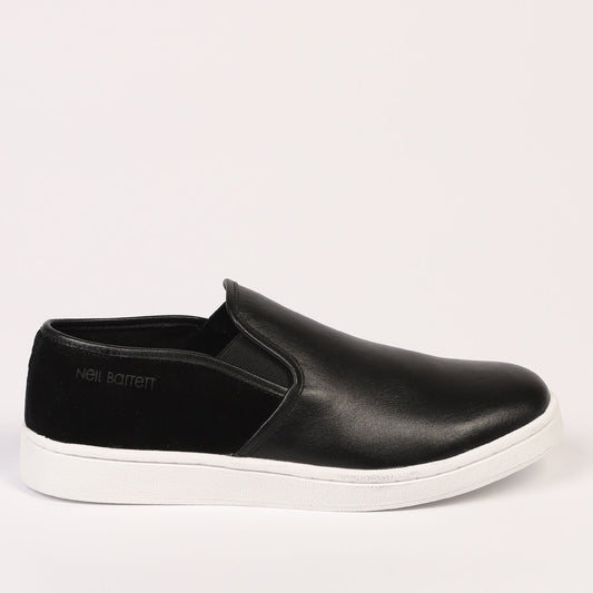 Chic Suede Slip-On Sneakers with Elastic Accents