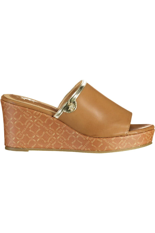 Chic Brown Wedge Sandals with Contrasting Details